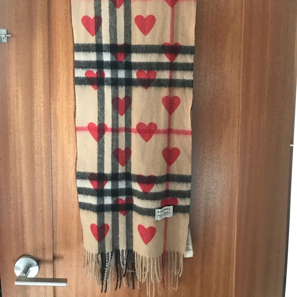 Burberry Parade Red Classic Cashmere W/ hearts